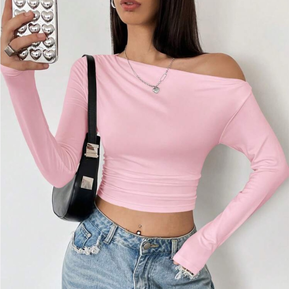 Asymmetrical Crop Top ❤️ - Picture 1 of 3